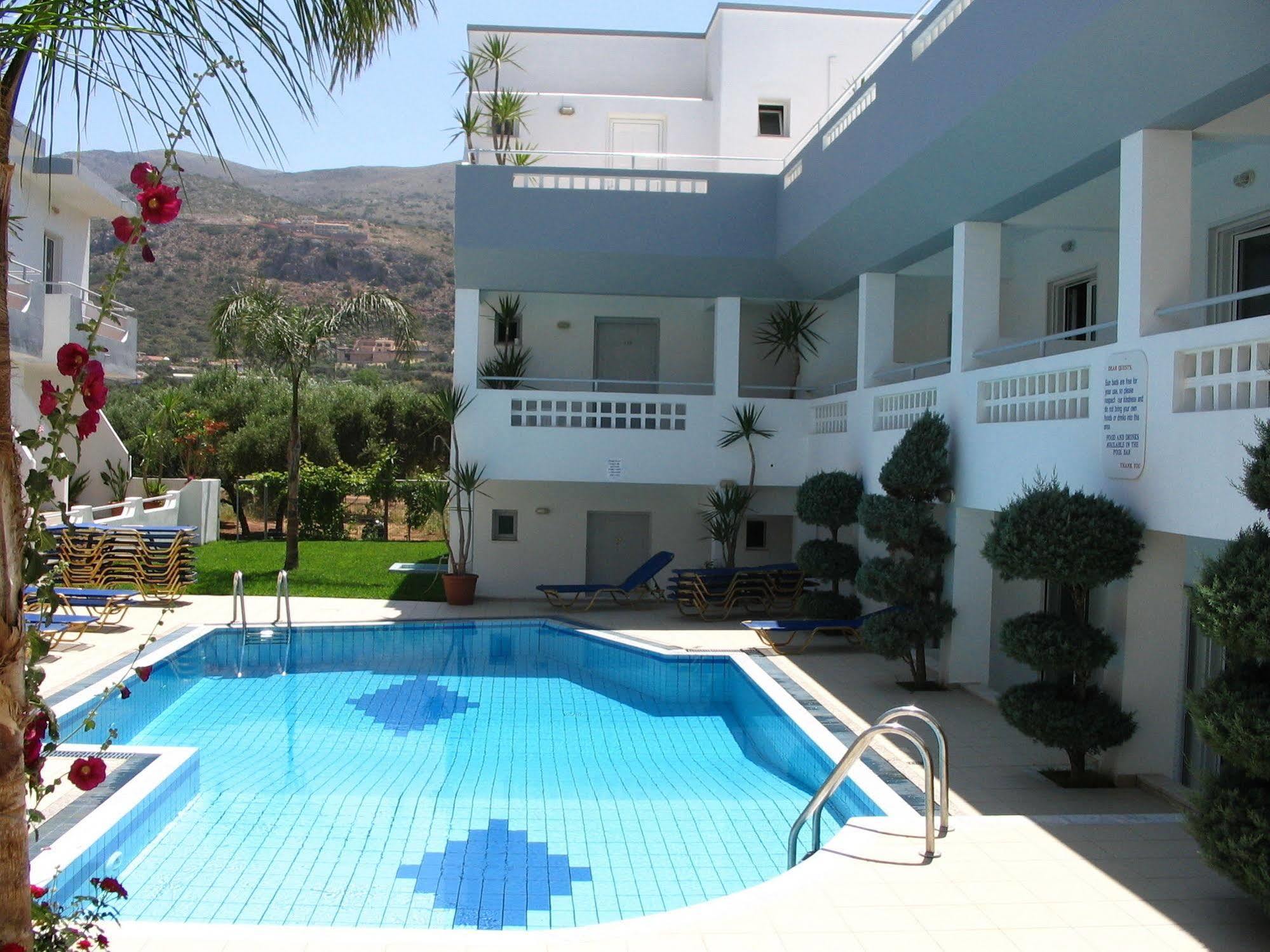 Emerald Hotel Malia Buitenkant foto
